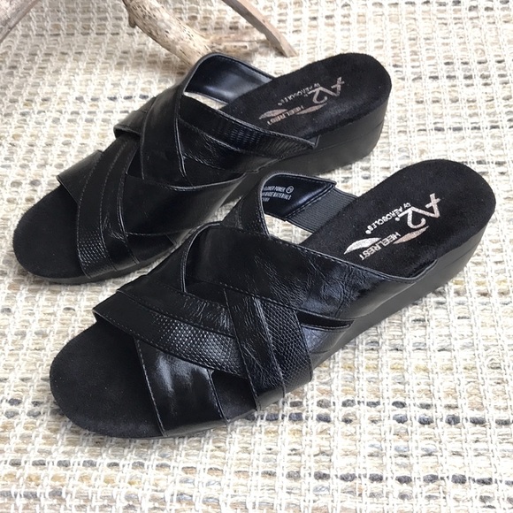 Aerosols Wedge Sandals Size 8.5 - Picture 2 of 8